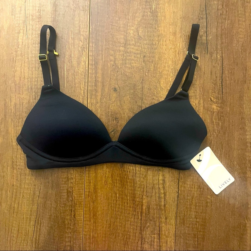 Lively The Deep V No-Wire Push-Up Bra in Jet Black 32C, New with tags